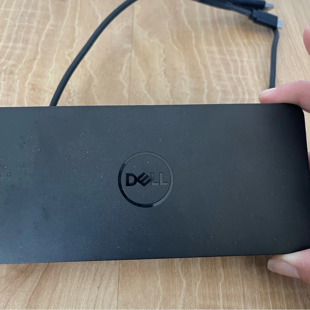 Dell Docking Station D6000